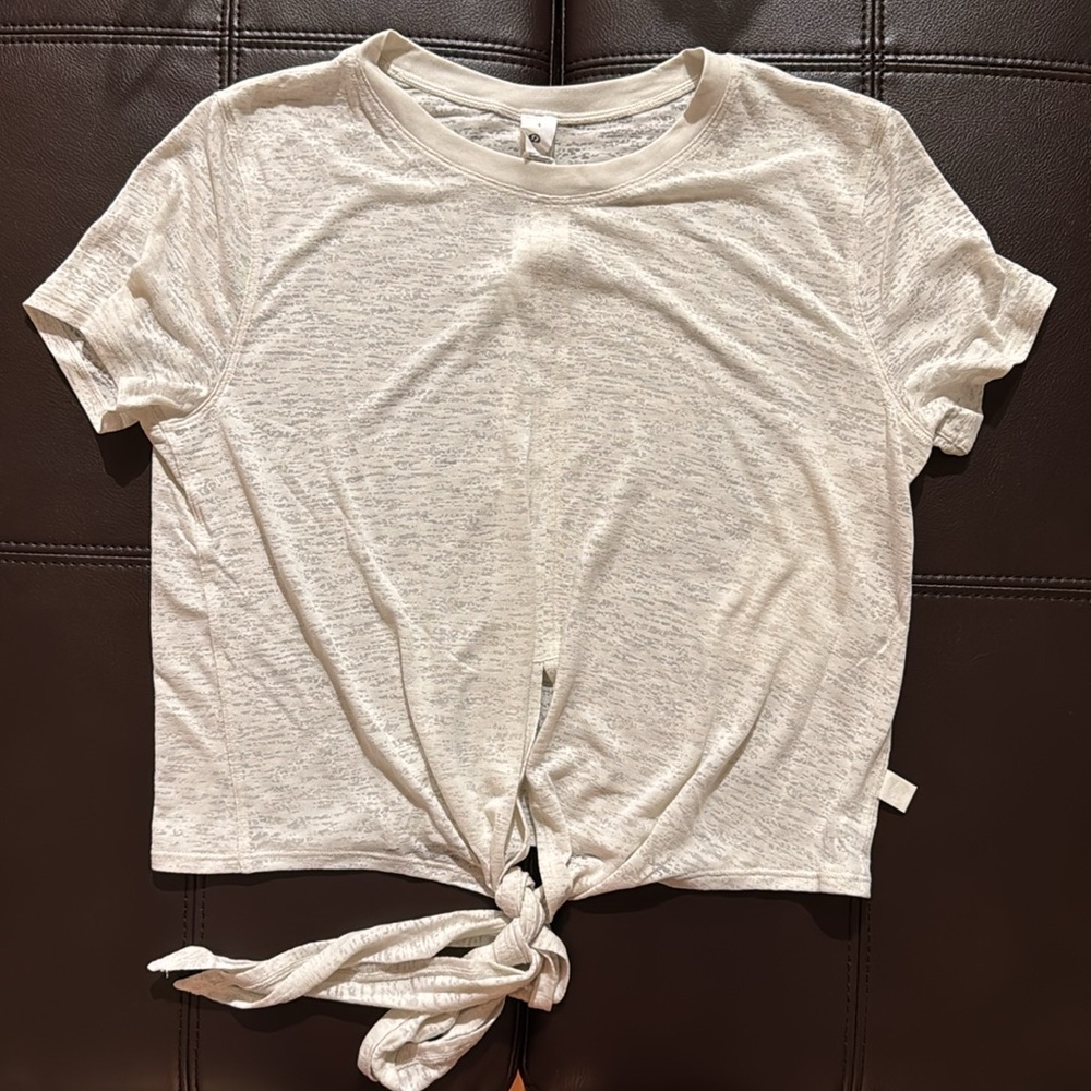 Tie-Waist Breathable Short Sleeve - Picture 5 of 9